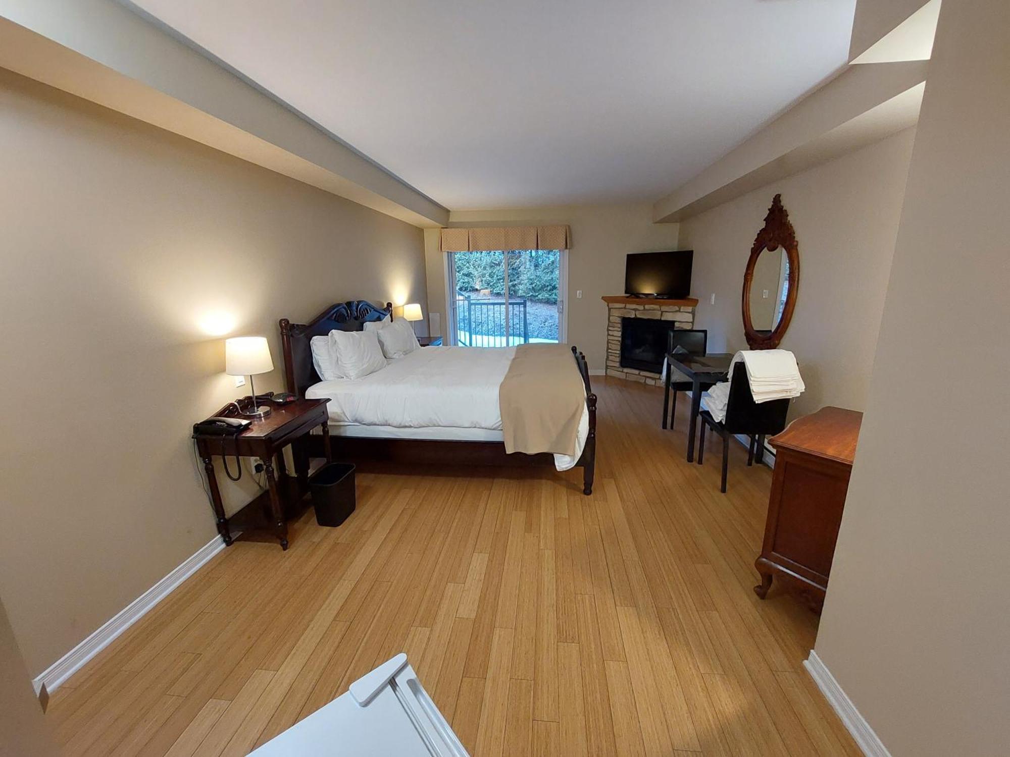 Studio-Hotel Villegiature Saint-Sauveur Piedmont Ngoại thất bức ảnh