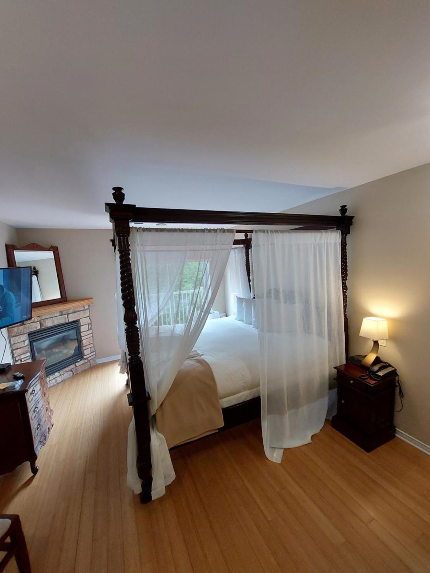 Studio-Hotel Villegiature Saint-Sauveur Piedmont Ngoại thất bức ảnh