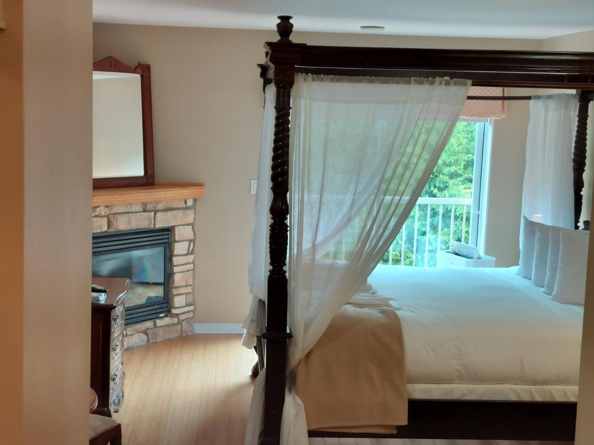Studio-Hotel Villegiature Saint-Sauveur Piedmont Ngoại thất bức ảnh