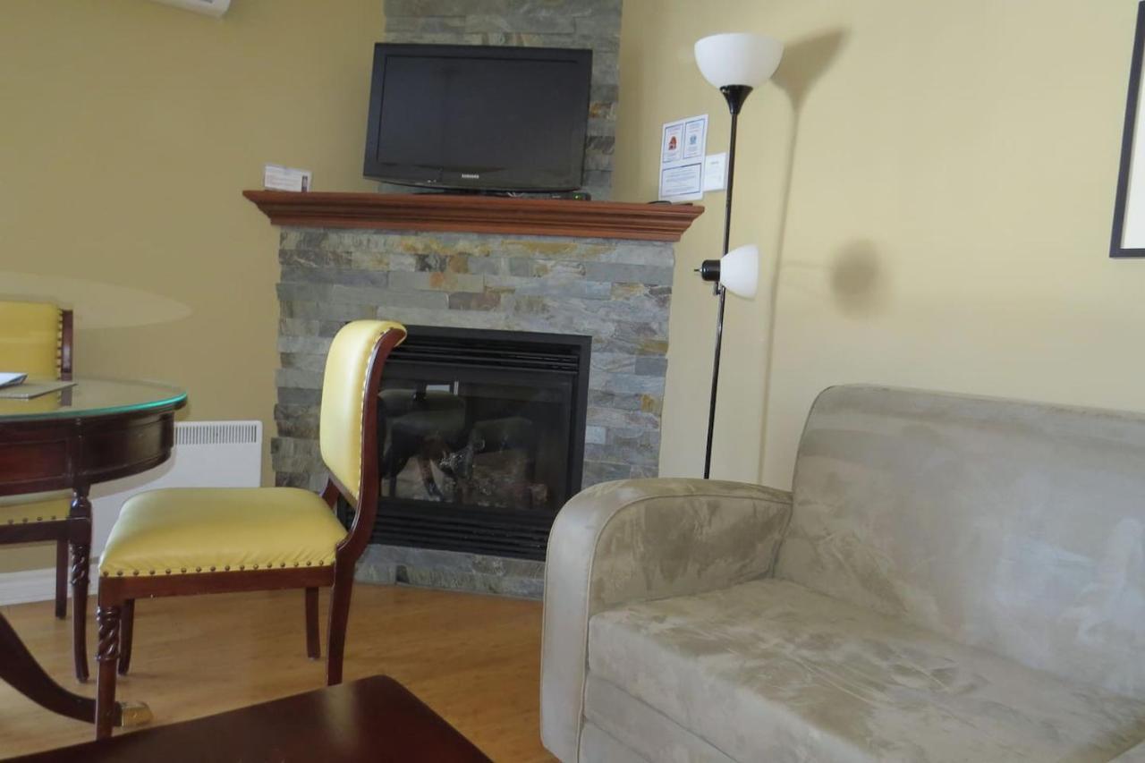 Studio-Hotel Villegiature Saint-Sauveur Piedmont Ngoại thất bức ảnh